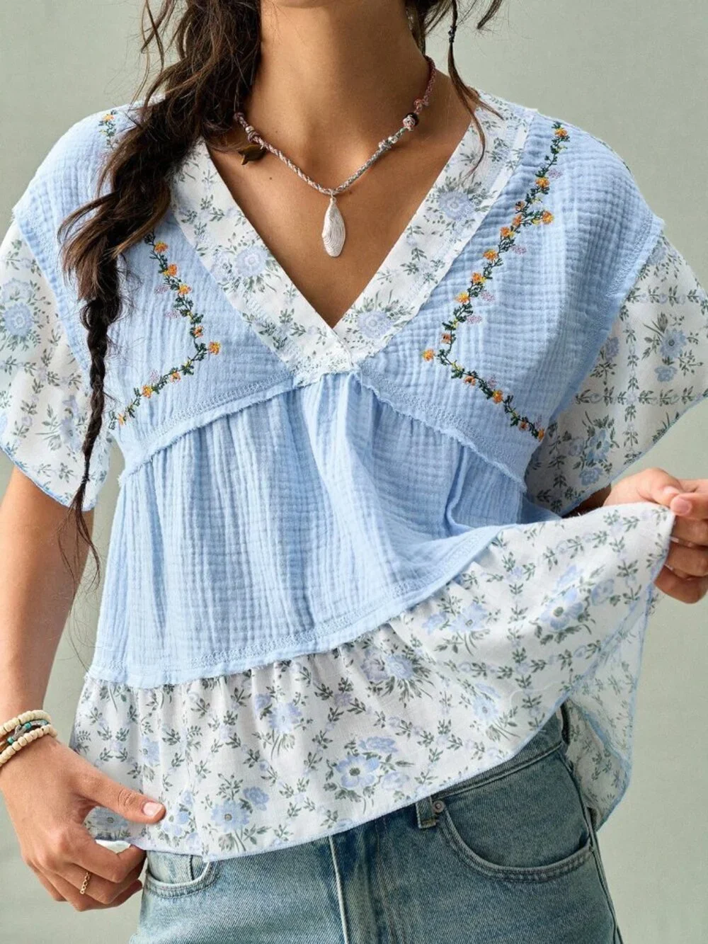 Blue Cute Women's Flower French V-Neck Blouse